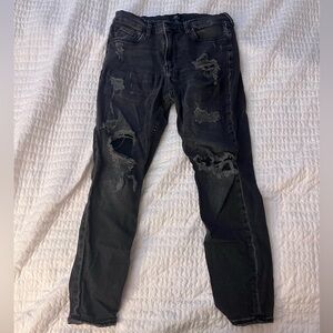 H&M men’s black ripped jeans